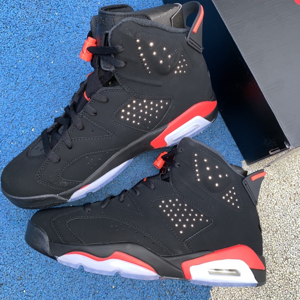 Jordan 6 Retro